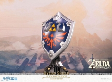 The Legend of Zelda: Breath of the Wild Hylian Shield Statue [29 cm]