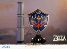 The Legend of Zelda: Breath of the Wild Hylian Shield LED Statue [Collectors Edition] [29 cm]