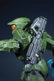 Halo Infinite Master Chief & Grappleshot [26 cm PVC Statue]